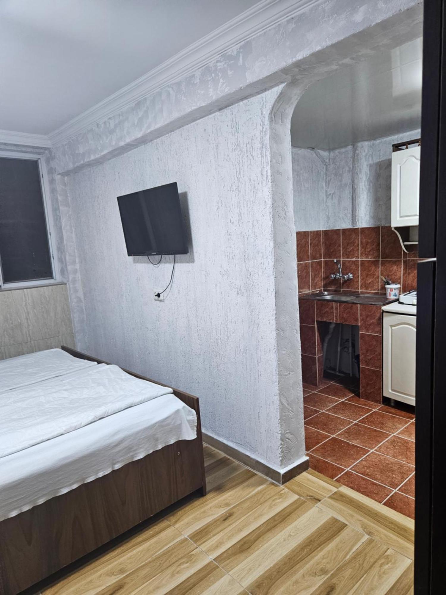 Guest House 2 Floor Batumi Exterior foto