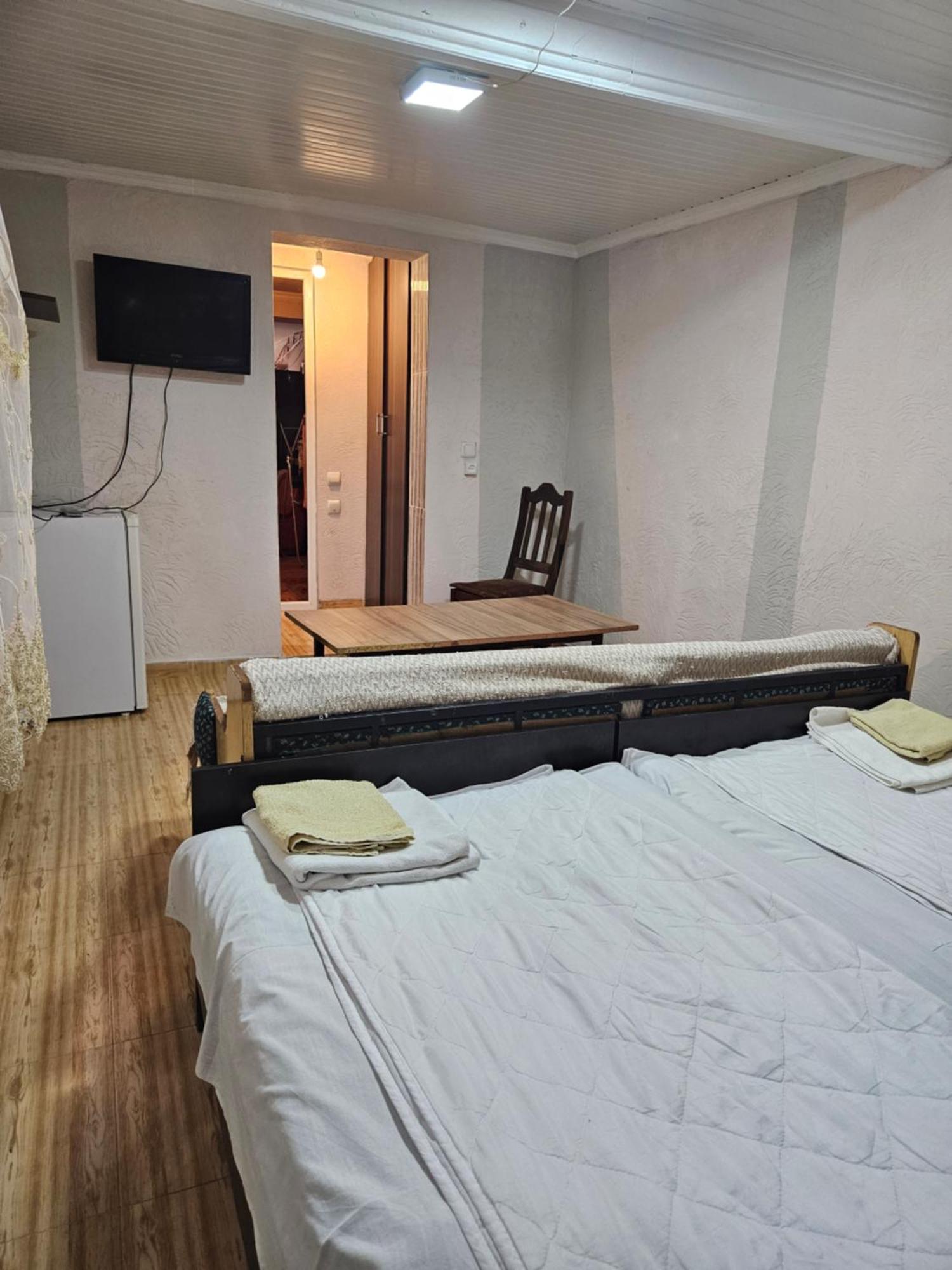 Guest House 2 Floor Batumi Exterior foto